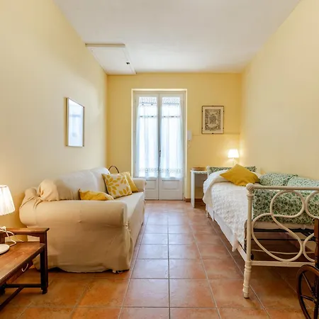 Carroccio Giallo By Interhome Lejlighed