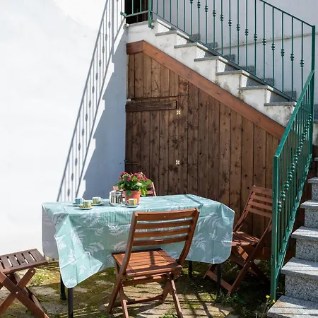 Carroccio Giallo By Interhome شقة